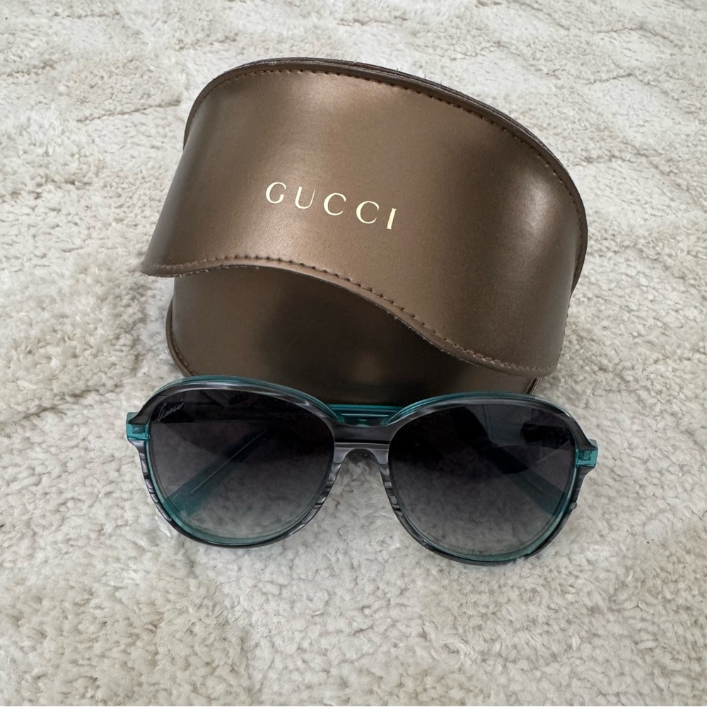 Gucci Women's Sunglasses - Blue and Gray